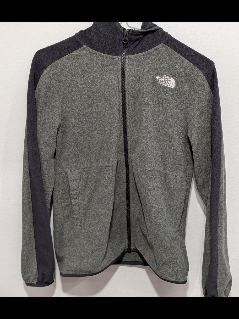 The North Face Youth Gray Full-Zip Fleece Jacket